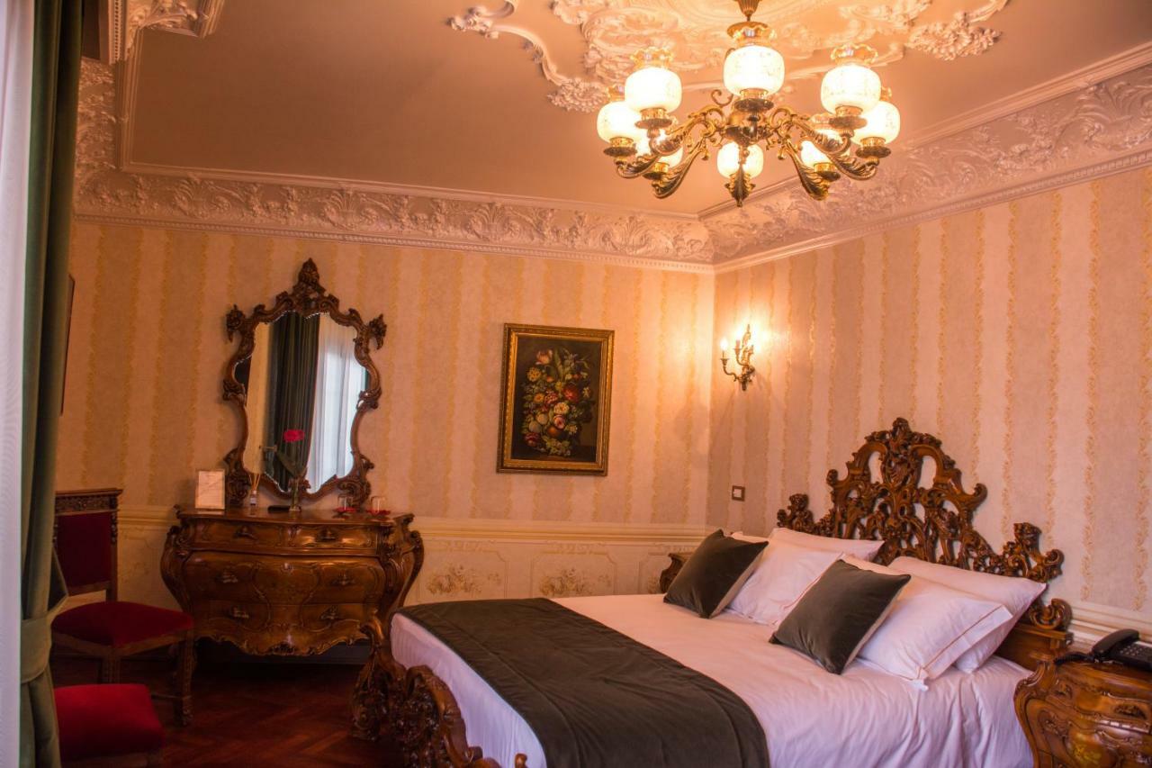 Hotel Epidamn Boutique & 4*